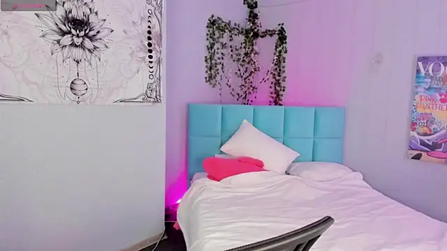 Snapshot of boozekirs_ chatting on 03/23/26, 02:59 boozekirs online show from 03/23/26, 02:59