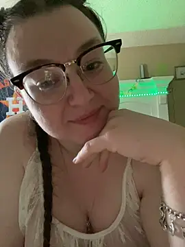 HTXBELLE online show from 03/08/25, 08:46