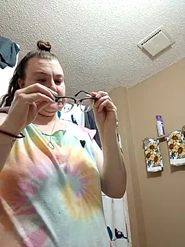 HTXBELLE online show from 09/28/25, 05:40