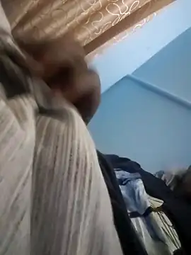  RapElani-2290 online show from 02/19/25, 09:58