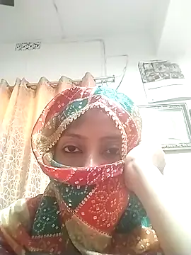 Snapshot of cuteangel9999 chatting on 02/18/25, 06:48 cuteangel9999 online show from 02/18/25, 06:48