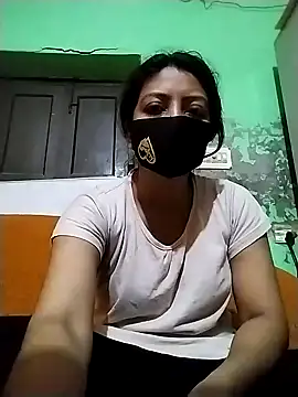 Snapshot of cuteangel9999 chatting on 02/18/25, 08:25 cuteangel9999 online show from 02/18/25, 08:25