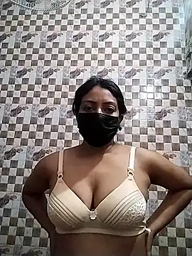 Snapshot of cuteangel9999 chatting on 03/01/25, 06:54 cuteangel9999 online show from 03/01/25, 06:54