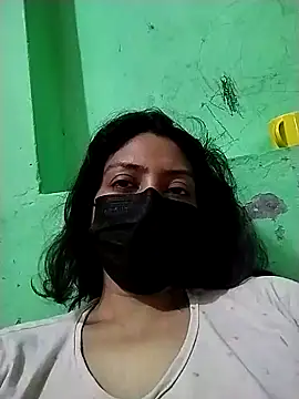 Snapshot of cuteangel9999 chatting on 03/20/25, 05:13 cuteangel9999 online show from 03/20/25, 05:13