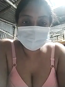 Snapshot of cuteangel9999 chatting on 11/04/25, 07:02 cuteangel9999 online show from 11/04/25, 07:02