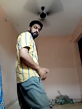 Snapshot of pk4867 chatting on 09/12/25, 05:18 pk4867 online show from 09/12/25, 05:18