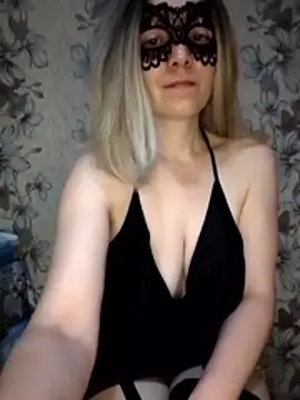 AliniX online show from 10/25/25, 10:59