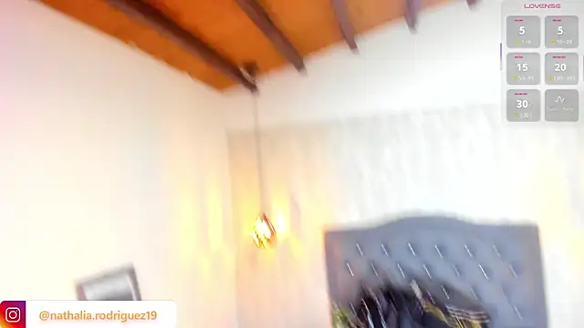 Nathalia rodriguezz online show from 10/16/25, 06:31