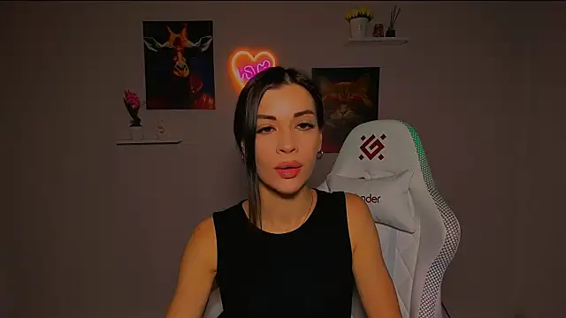 KetiWils online show from 03/18/25, 04:47