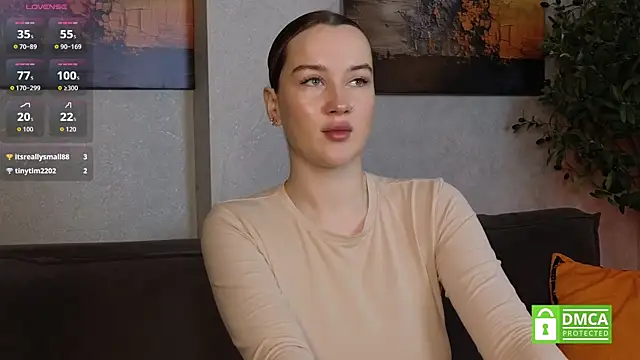 Anna Carters online show from 10/17/25, 04:26