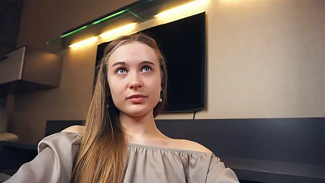 QuennaCoote online show from 03/06/25, 01:14