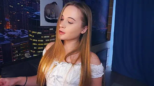 QuennaCoote online show from 12/19/25, 07:26