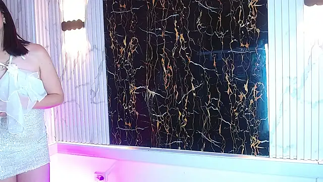 Guxplo  online show from 03/02/25, 09:43