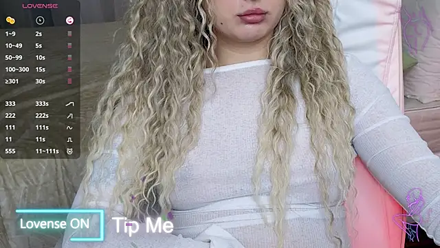 Snapshot of baby_debbie chatting on 02/26/25, 07:38 baby debbie online show from 02/26/25, 07:38