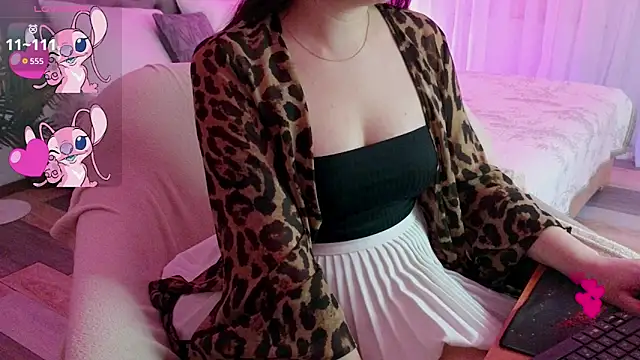 Snapshot of baby_debbie chatting on 11/26/25, 09:05 baby debbie online show from 11/26/25, 09:05