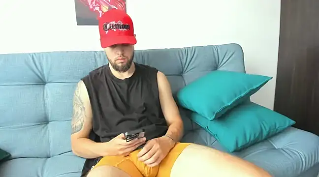 bastianwatson10 online show from 03/13/25, 05:07