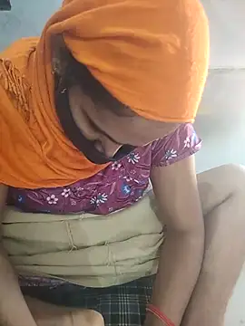 Snapshot of indian_couple4 chatting on 11/03/25, 03:19 indian couple4 online show from 11/03/25, 03:19