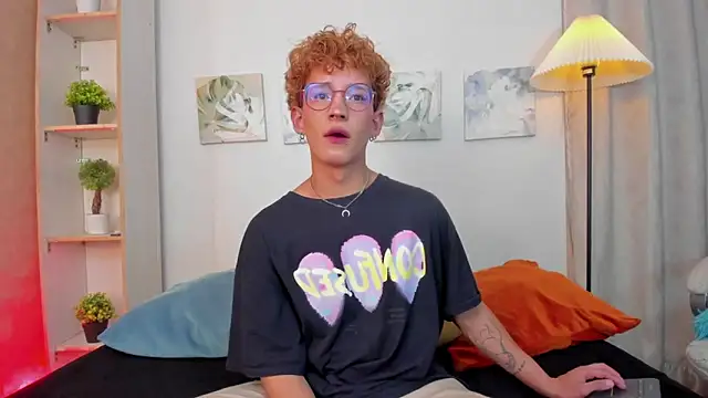 Snapshot of iiangel_ chatting on 02/11/26, 04:06 iiangel online show from 02/11/26, 04:06