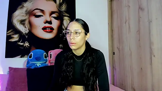 TANIA 06 online show from 09/25/25, 01:15