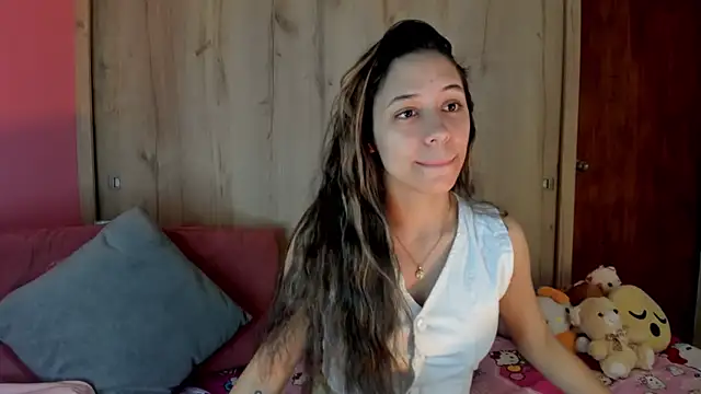 TANIA 06 online show from 06/19/26, 01:26