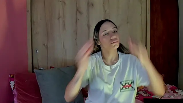 TANIA 06 online show from 06/22/26, 01:08