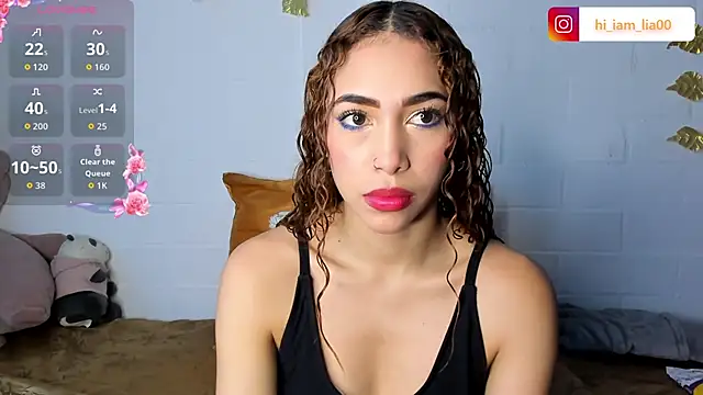 LiaHansson online show from 11/12/25, 05:24