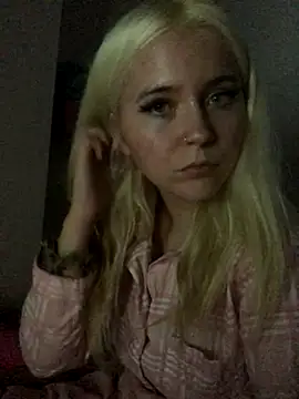 Snapshot of Blondie_Sofia_Essexbabe chatting on 09/29/25, 11:20 Blondie Sofia Essexbabe online show from 09/29/25, 11:20