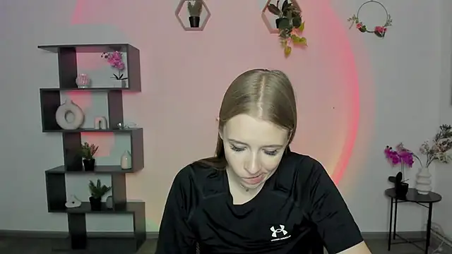 AnnNorriss online show from 03/17/25, 07:26