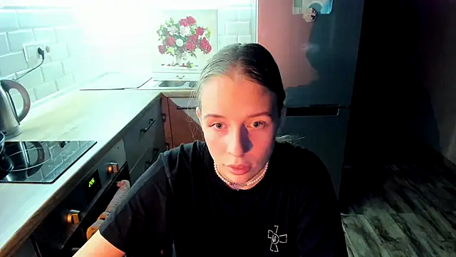 AnnNorriss online show from 10/16/25, 06:42