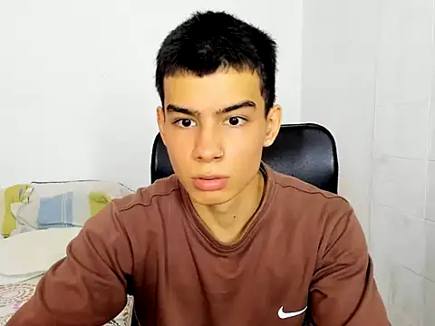 Snapshot of seigfried0 chatting on 02/19/25, 07:05 seigfried0 online show from 02/19/25, 07:05