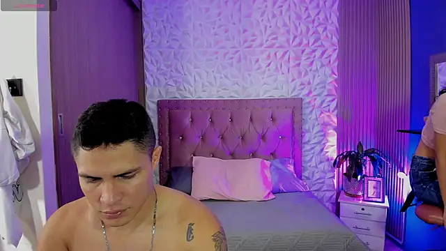 SaraClub JY online show from 11/04/25, 10:09