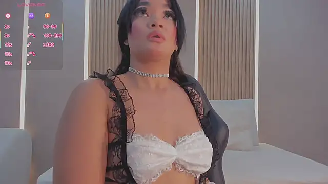 Snapshot of sasha_riverss chatting on 03/06/25, 07:32 sasha riverss online show from 03/06/25, 07:32