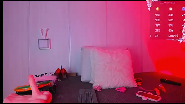 Snapshot of sasha_riverss chatting on 10/11/25, 07:56 sasha riverss online show from 10/11/25, 07:56