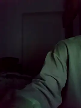 Snapshot of raskolnikovw chatting on 03/17/26, 06:44 raskolnikovw online show from 03/17/26, 06:44