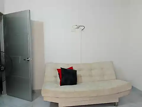 horrny 18 victoria online show from 05/13/26, 04:54