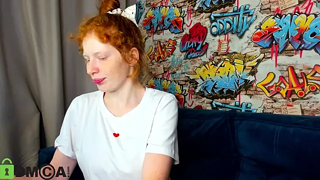 Snapshot of Sandra_Wi1son chatting on 09/19/25, 01:18 Sandra Wi1son online show from 09/19/25, 01:18