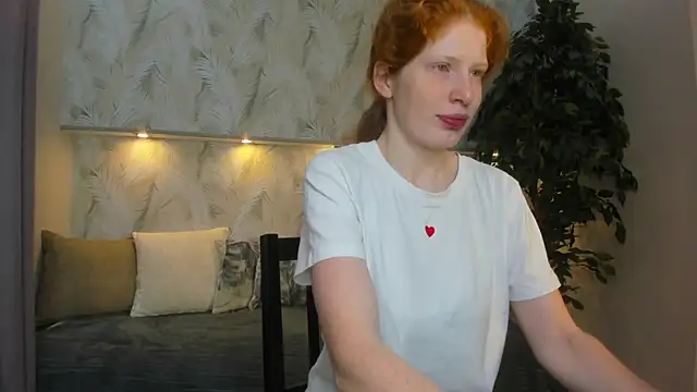 Snapshot of Sandra_Wi1son chatting on 11/18/25, 01:33 Sandra Wi1son online show from 11/18/25, 01:33