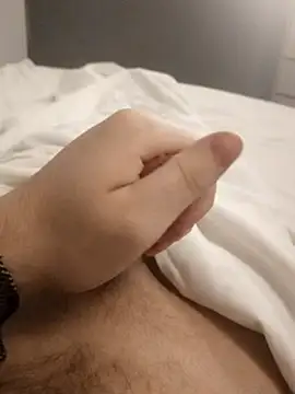 Aagirlikli online show from 02/20/25, 06:50