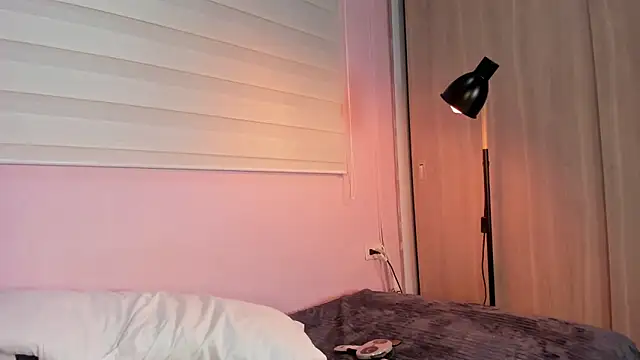 emily sweett24 online show from 03/08/25, 01:06