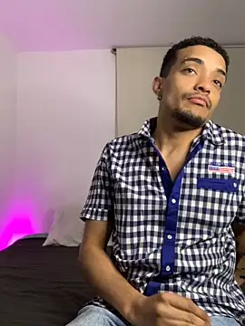 eross chipre  online show from 10/06/25, 12:19