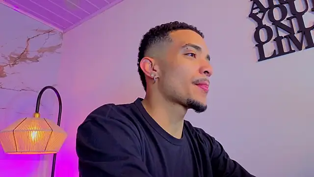 eross chipre  online show from 10/10/25, 11:53