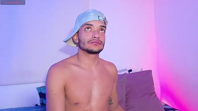 eross chipre  online show from 01/19/26, 02:04