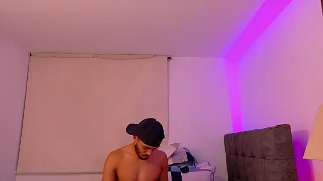 eross chipre  online show from 02/04/26, 03:45