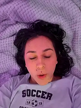 Snapshot of ammy_e chatting on 03/18/25, 12:25 ammy e online show from 03/18/25, 12:25