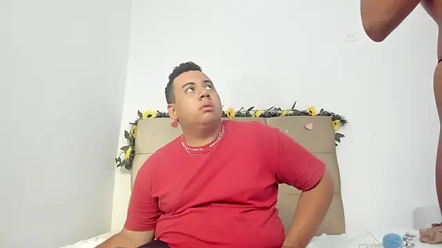 MICHAEL AND SHARON online show from 02/27/25, 05:45