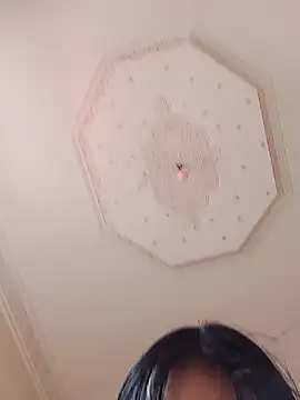 Marilyn Monroee online show from 09/19/25, 01:45