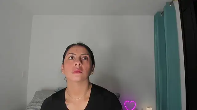  lucianapalmer online show from 02/10/26, 10:25