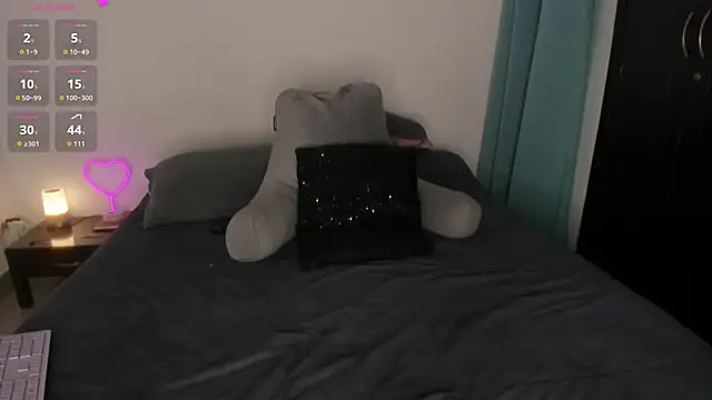 Snapshot of _lucianapalmer chatting on 03/17/26, 11:30 lucianapalmer online show from 03/17/26, 11:30