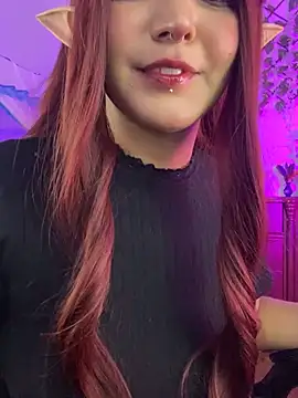 Snapshot of Niconya chatting on 03/21/25, 03:33 Niconya online show from 03/21/25, 03:33