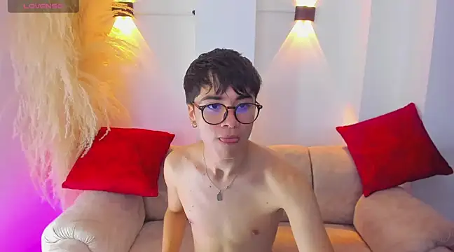 liam orion online show from 03/19/25, 05:17